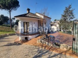 Houses (villa / tower), 213 m²