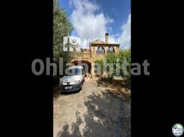 Houses (terraced house), 961 m², Zona