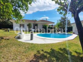 Houses (villa / tower), 322 m², Calle Veler