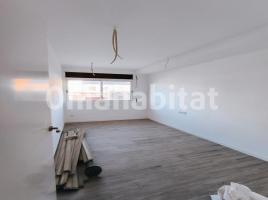 Apartament, 95 m², near bus and train, Paseo de Francesc Macià