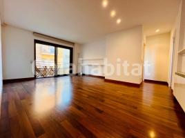 Flat, 99 m², near bus and train, Calle de Pere III, 28