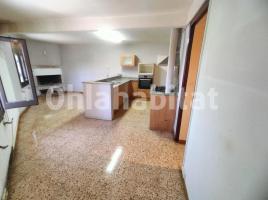 Casa (unifamiliar adosada), 290 m², Calle Montclar