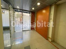 Business premises, 194 m², Zona