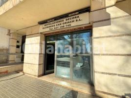 Business premises, 102 m², Plaza de Ca n'Oriac, 4