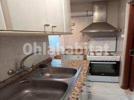 Apartament, 54 m², prop de bus i tren, Calle Illes Canàries