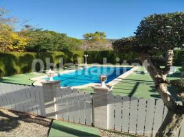 , 469 m², Calle Àngel Guimerà, 23