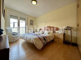 For rent room, 12 m², near bus and train