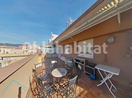 Attic, 103 m², near bus and train, Calle de Galileu, 264