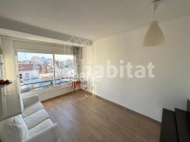 Àtic, 35 m², Zona