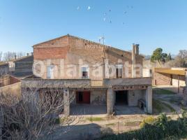 Casa (masia), 648 m², Zona