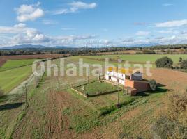 Houses (masia), 372 m², Zona