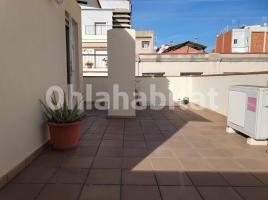  (xalet / torre), 349 m², près de bus et de train, Calle de Pujós, 105