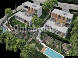 Casa (chalet / torre), 200 m², Avenida del Vescomtat de Cabanyes