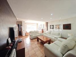 Casa (unifamiliar adossada), 217 m², prop de bus i tren, seminou, Calle Sorres, 19