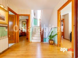 Houses (detached house), 280 m², Plaza de la Pau