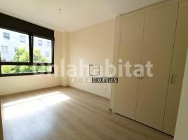 For rent flat, 97 m², almost new