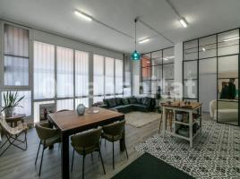 Local comercial, 204 m², Zona
