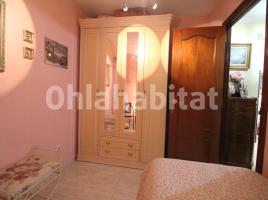 Lloguer habitació, 70 m², prop de bus i tren