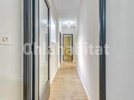 Attic, 159 m², near bus and train