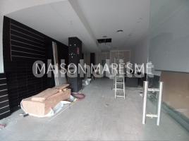 For rent business premises, 74 m², Calle NACIONAL II, S/N