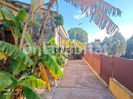 Houses (terraced house), 244 m², Zona