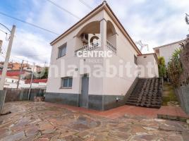 Houses (terraced house), 187 m², almost new, Zona