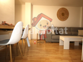 Flat, 75 m², Ronda del Cros