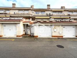 Lloguer Casa (unifamiliar adossada), 290 m², prop de bus i tren