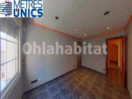 Piso, 74 m², cerca de bus y tren, Calle de Sant Valentí