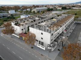  (unifamiliar adossada), 160 m², près de bus et de train, Calle de la Cerdanya