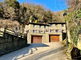 Casa (chalet / torre), 225 m², seminuevo, Calle de les Peces, 4