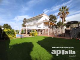 Casa (chalet / torre), 357 m², Calle Xiprers