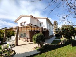 Casa (chalet / torre), 357 m², Calle Xiprers