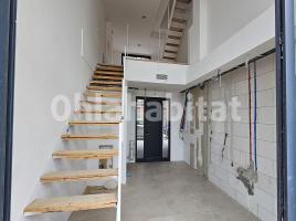  (unifamiliar adossada), 184 m², près de bus et de train, nouveau