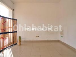 For rent business premises, 34 m², Calle Crisantem
