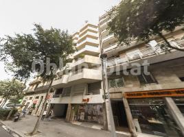 Piso, 83 m², Calle de la Indústria