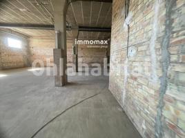 Business premises, 650 m², Zona