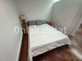 , 72 m², près de bus et de train, Calle de València