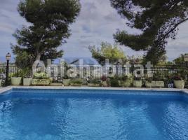 Houses (villa / tower), 397 m²