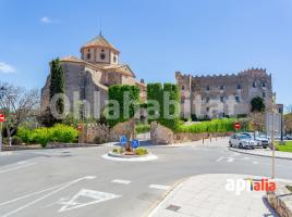 Flat, 65 m², almost new