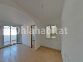Pis, 86 m², Calle del Camí Ral