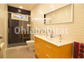 Casa (unifamiliar adosada), 385 m², Zona