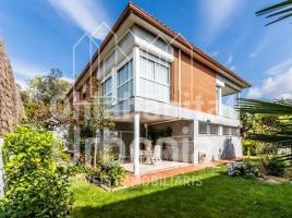 Casa (unifamiliar aislada), 275 m², Zona