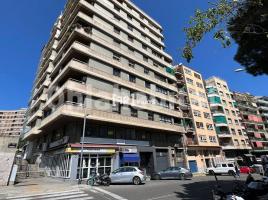 Louer pis, 166 m², Zona