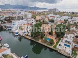 Casa (xalet / torre), 541 m², Calle Requesens, 95