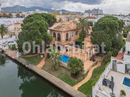 Casa (xalet / torre), 541 m², Calle Requesens, 95