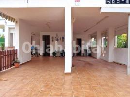 Casa (unifamiliar aislada), 172 m², Zona