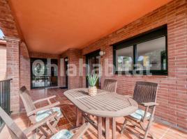 Casa (xalet / torre), 245245 m², seminou, Calle del Pi