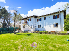 Houses (villa / tower), 194 m²