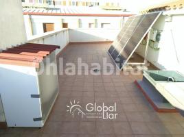Àtic, 58 m², seminou, Zona